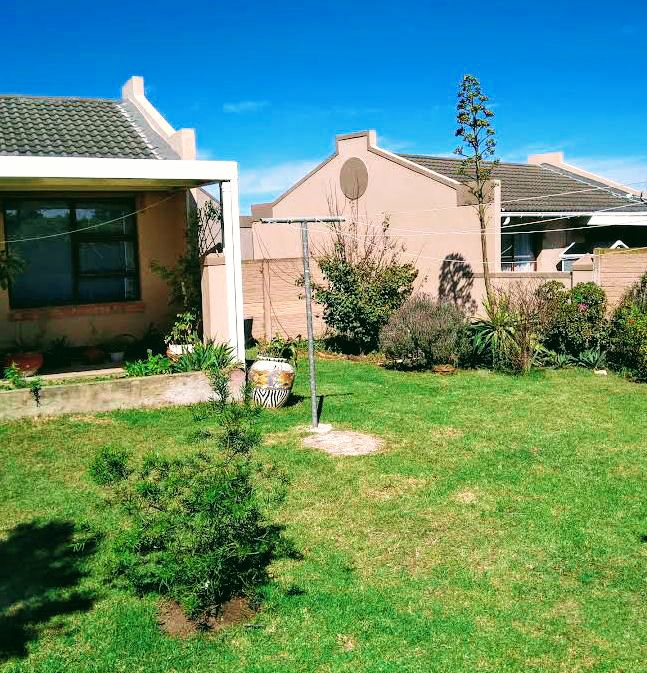 2 Bedroom Property for Sale in Kabega Park Eastern Cape